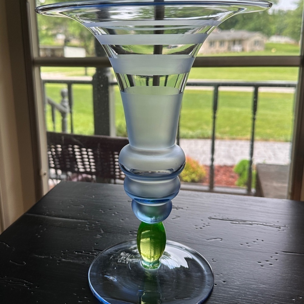 MURANO GLASS, COLORFUL VASE IN LIGHT BLUE WITH FROSTED EFFECT. URANIUM GLASS - Picture 11 of 12